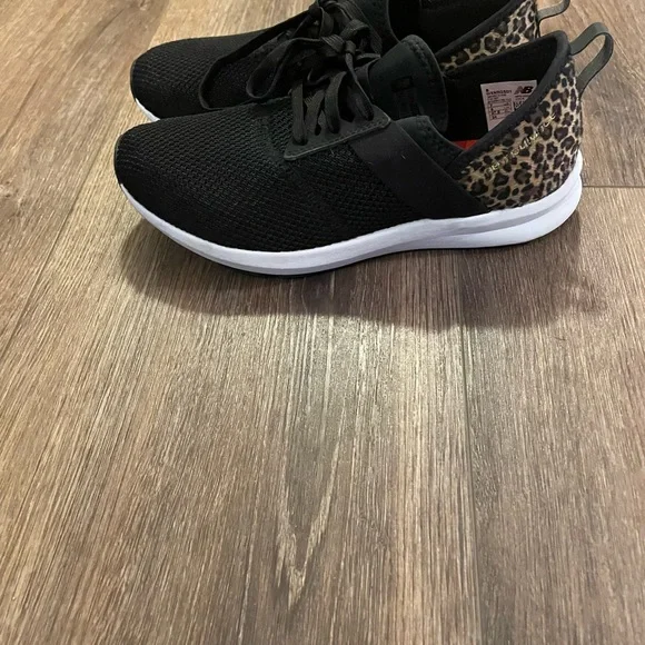 New Balance confert memory soals never warn. - Picture 4 of 7